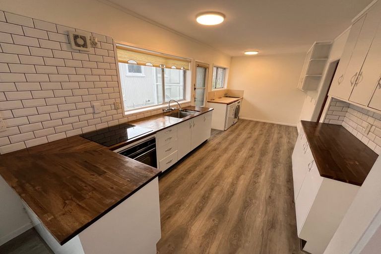 Photo of property in 23 Stapleford Crescent, Browns Bay, Auckland, 0630