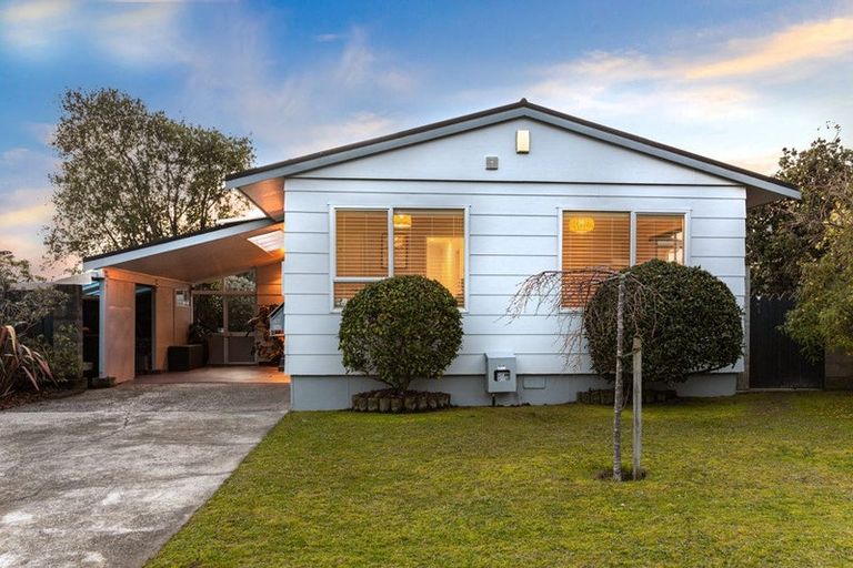 Photo of property in 48 Tweed Road, Papakowhai, Porirua, 5024