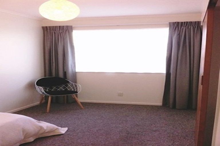 Photo of property in 11/171f Queens Drive, Lyall Bay, Wellington, 6022