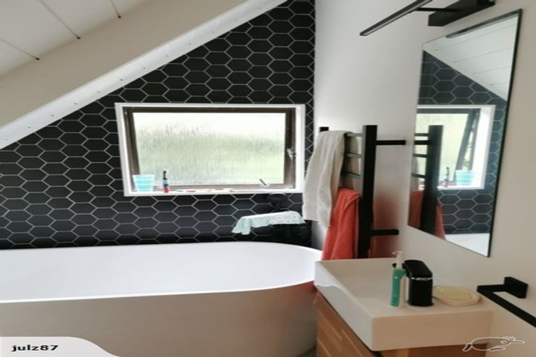 Photo of property in 34b Rosario Crescent, Red Beach, 0932