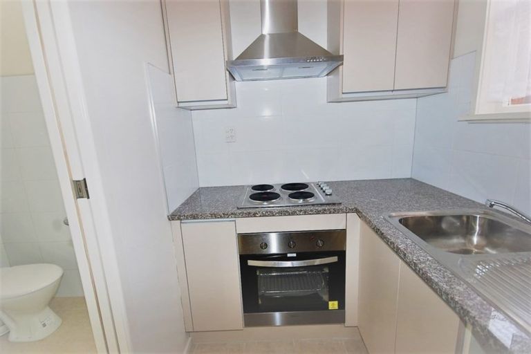 Photo of property in 5/3 Alana Place, Mount Wellington, Auckland, 1060