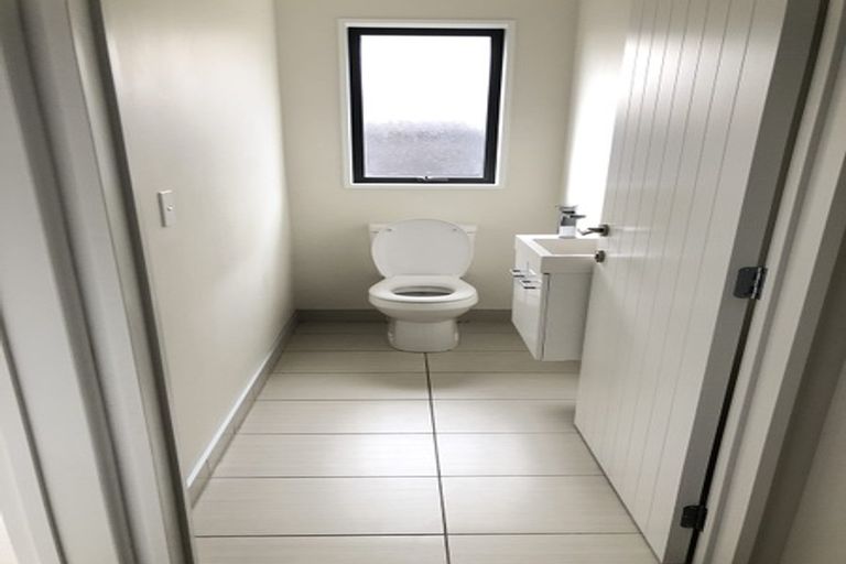 Photo of property in 3 Mckendry Road, Wigram, Christchurch, 8042