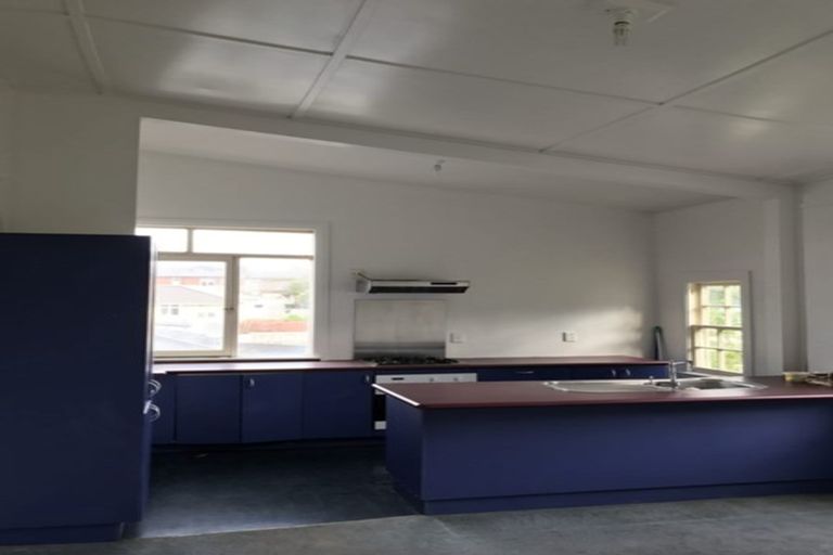 Photo of property in 35 Hankey Street, Mount Cook, Wellington, 6011