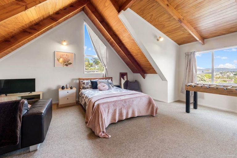 Photo of property in 51b Pleasant Road, Glen Eden, Auckland, 0602