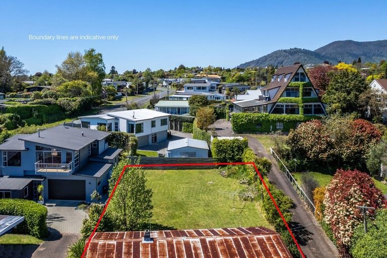 Photo of property in 12 Rokino Road, Taupo, 3330