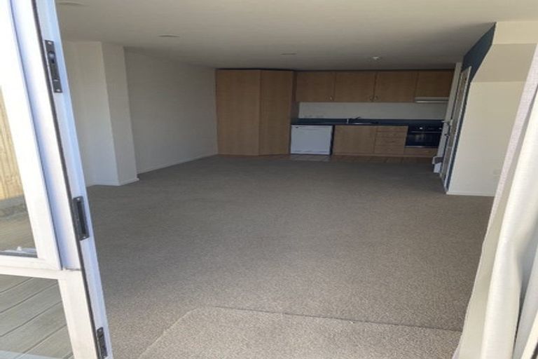 Photo of property in Pirie Street Townhouses, 15/35 Pirie Street, Mount Victoria, Wellington, 6011