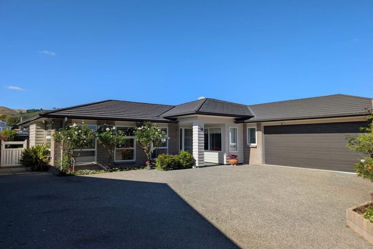 Photo of property in 18a Nathan Street, Tawa, Wellington, 5028