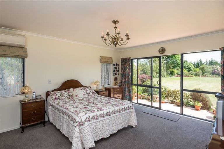 Photo of property in 203 Johns Road, Rangiora, 7400