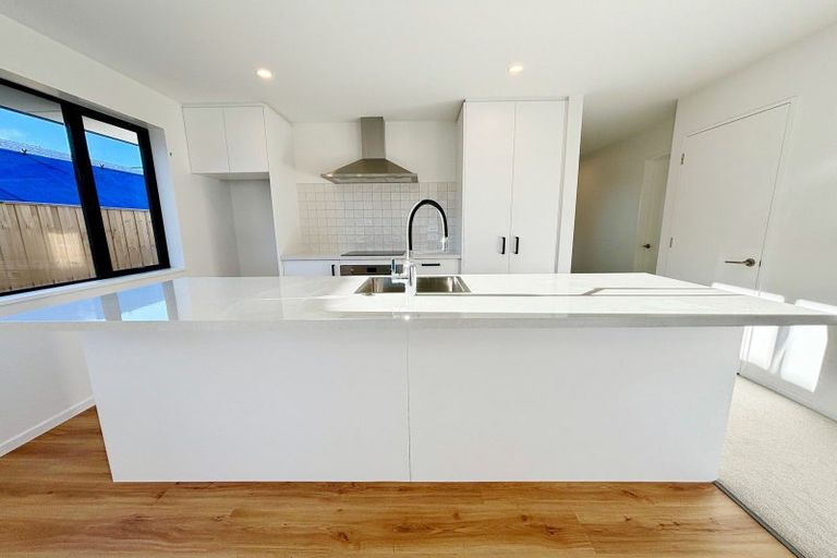 Photo of property in 31 Herridge Street, Woodend, 7691