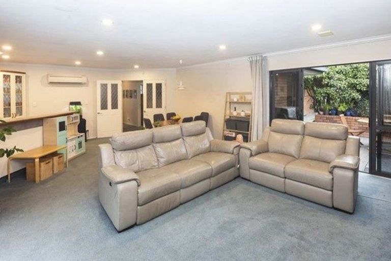 Photo of property in 58 Hewitts Road, Woodend, 7610