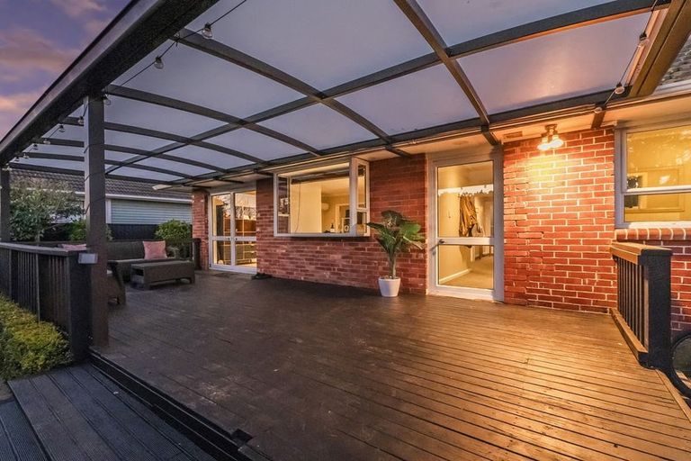Photo of property in 25 Munro Street, Redwood, Christchurch, 8051