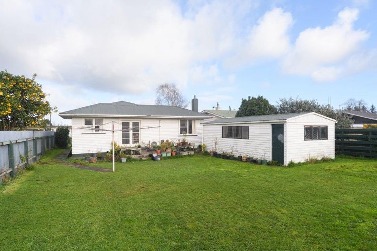 Photo of property in 61 Stephens Crescent, Highbury, Palmerston North, 4412