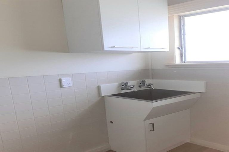 Photo of property in 6-7 Russell Street, Feilding, 4702