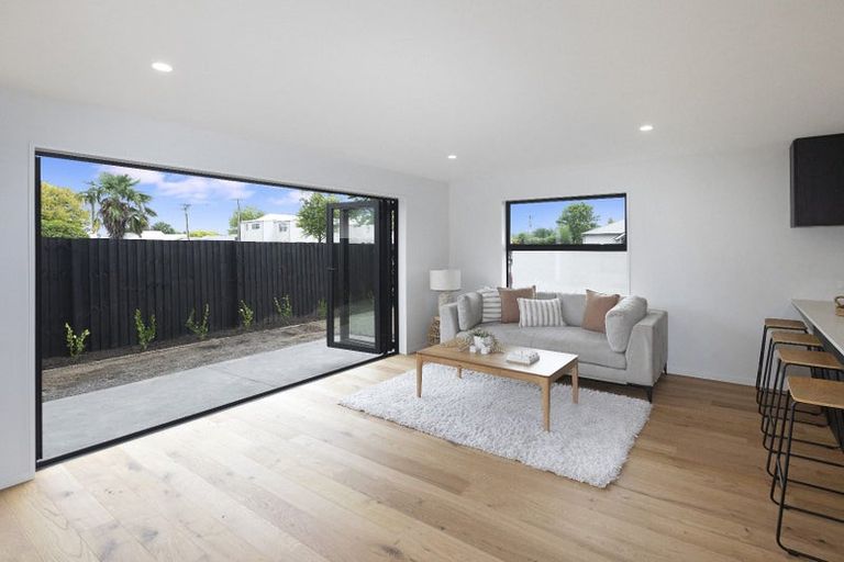 Photo of property in 3/117 Hills Road, Edgeware, Christchurch, 8013