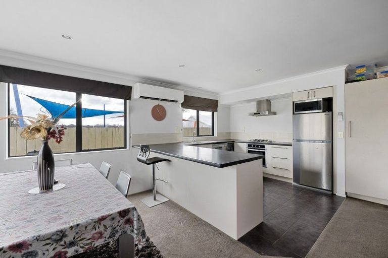 Photo of property in 52 Chesham Street, Rototuna North, Hamilton, 3210