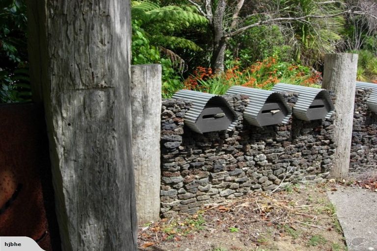 Photo of property in 51 Rimutaka Place, Titirangi, Auckland, 0604