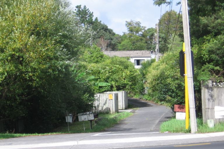 Photo of property in 1/133 Edmonton Road, Te Atatu South, Auckland, 0610