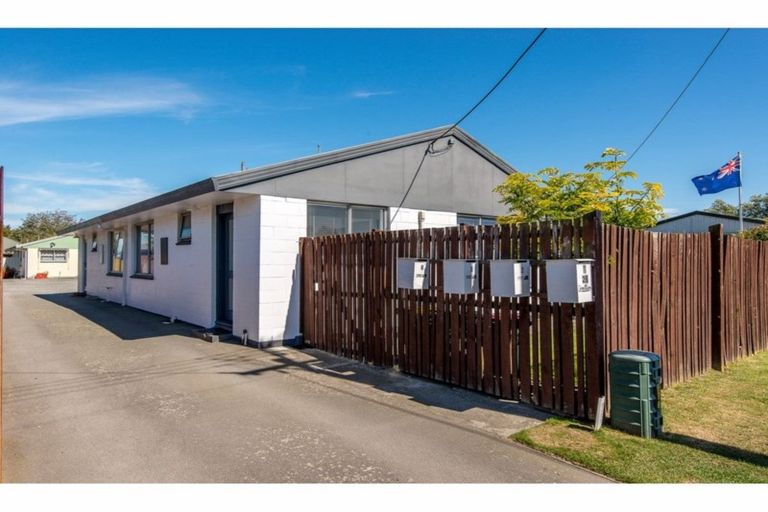 Photo of property in 1/26 Tower Street, Hornby, Christchurch, 8042