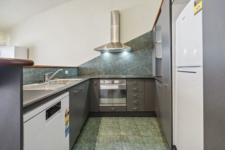 Photo of property in Sirocco Apartments, 811/8 Church Street, Wellington Central, Wellington, 6011