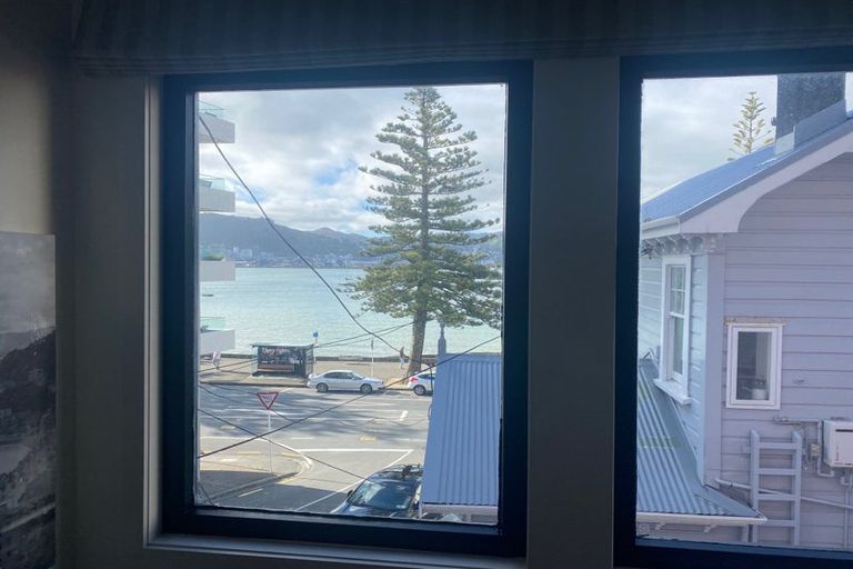 Photo of property in 1u2 Hay Street, Oriental Bay, Wellington, 6011