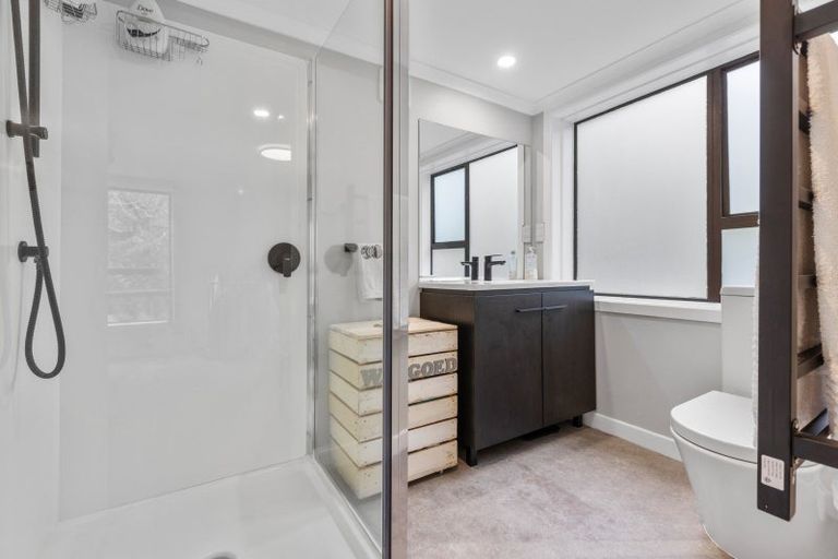 Photo of property in 7e Tasman Street, Vogeltown, New Plymouth, 4310