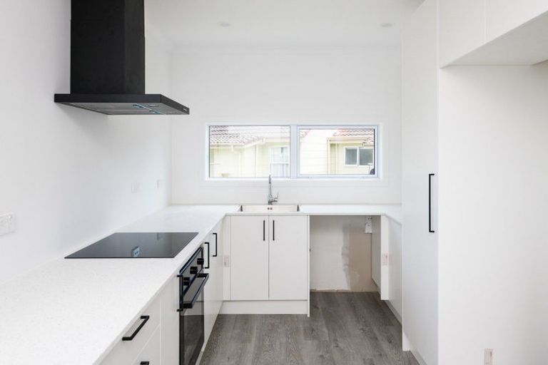 Photo of property in 73 Rangiora Avenue, Roslyn, Palmerston North, 4414