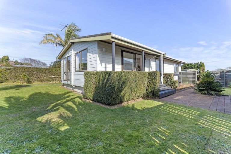 Photo of property in 247 Tukapa Street, Westown, New Plymouth, 4310