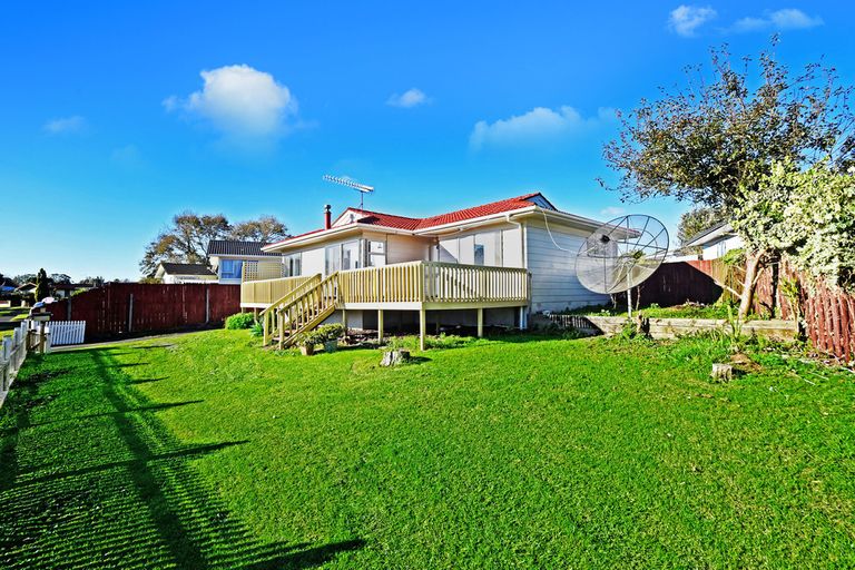Photo of property in 3 Carter Place, Manurewa, Auckland, 2102