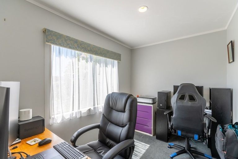 Photo of property in 3 Kedge Lane, Whitby, Porirua, 5024