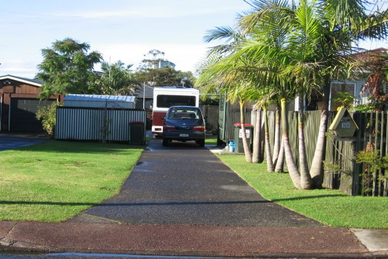 Photo of property in 35 Hatton Road, Orewa, 0931