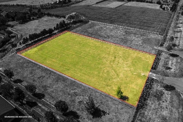 Photo of property in 128 Monument Road, Clevedon, 2582