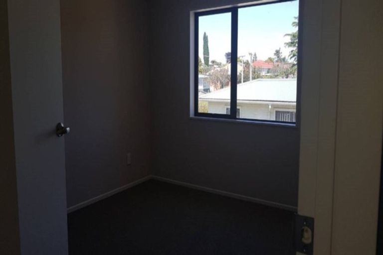 Photo of property in 54b Cambridge Terrace, Papatoetoe, Auckland, 2025