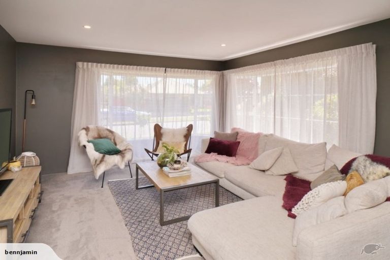 Photo of property in 20 Regent Avenue, Rangiora, 7400