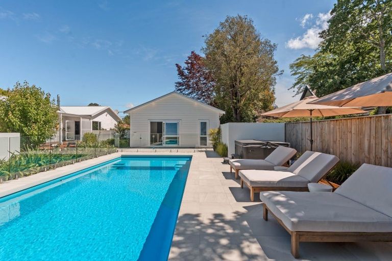 Photo of property in 23 Jellicoe Street, Greytown, 5712