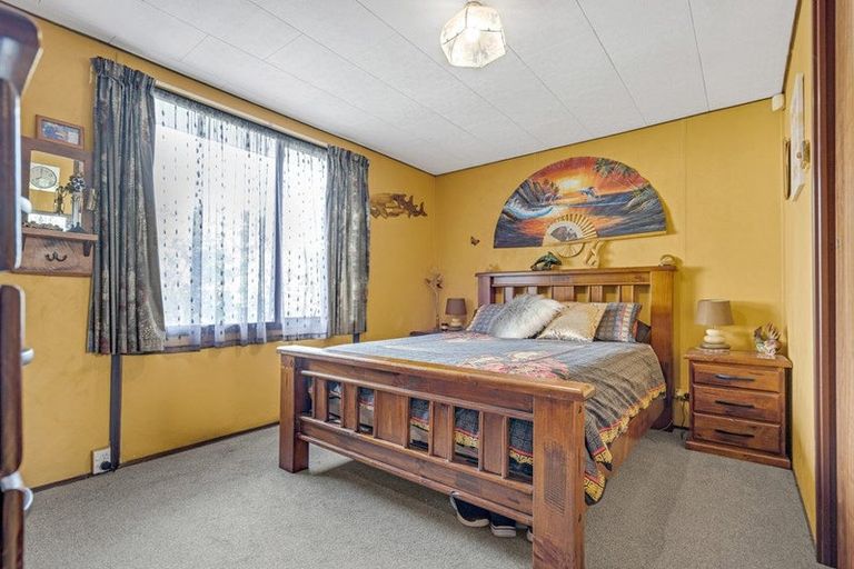 Photo of property in 2/23 Rehia Road, Massey, Auckland, 0614