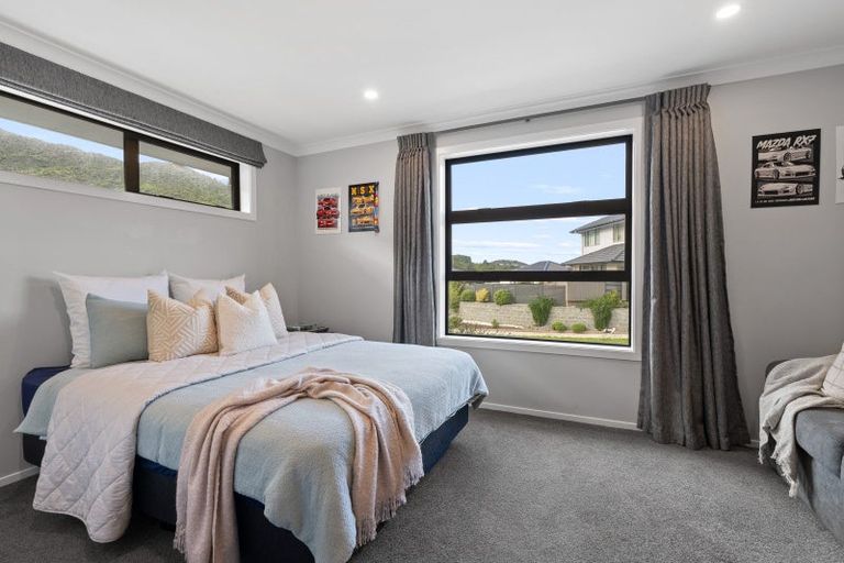 Photo of property in 12 Porokaiwhiri Street, Crofton Downs, Wellington, 6035