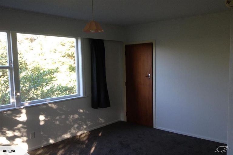 Photo of property in 38 Oswald Crescent, Paparangi, Wellington, 6037