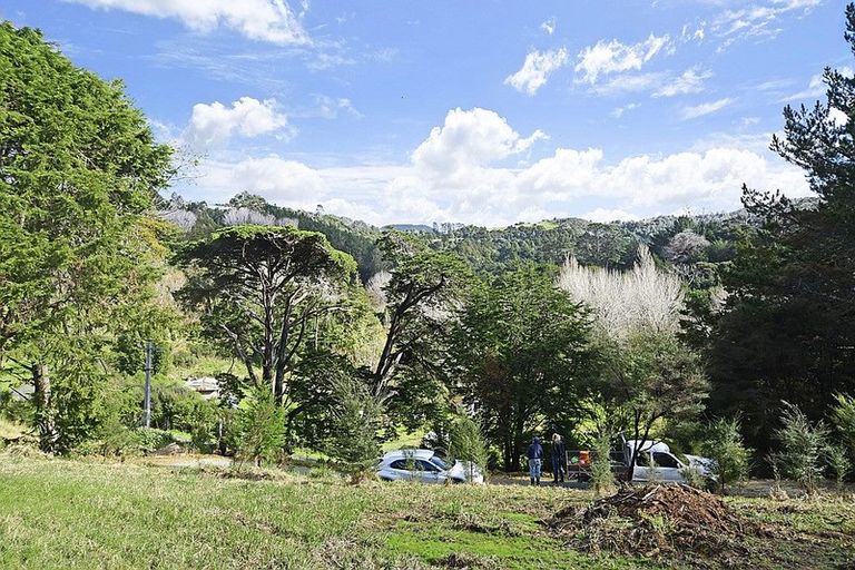 Photo of property in 99 Birdsall Road, Whangateau, 0985