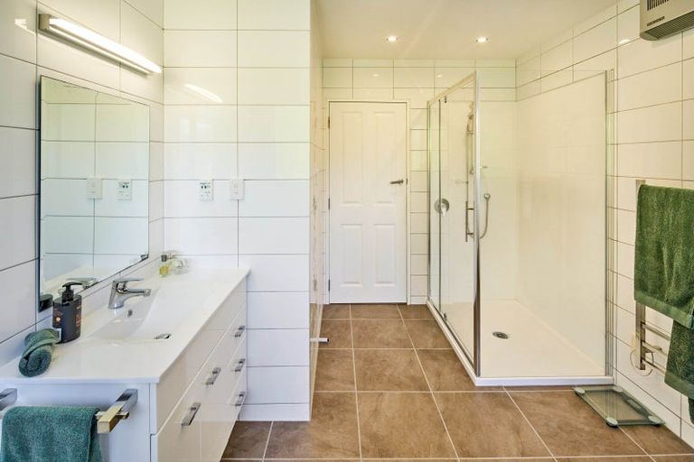 Photo of property in 8 Balliol Drive, Tawa, Wellington, 5028