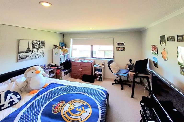 Photo of property in 45 Costa Viva Crescent, Karaka, Papakura, 2113