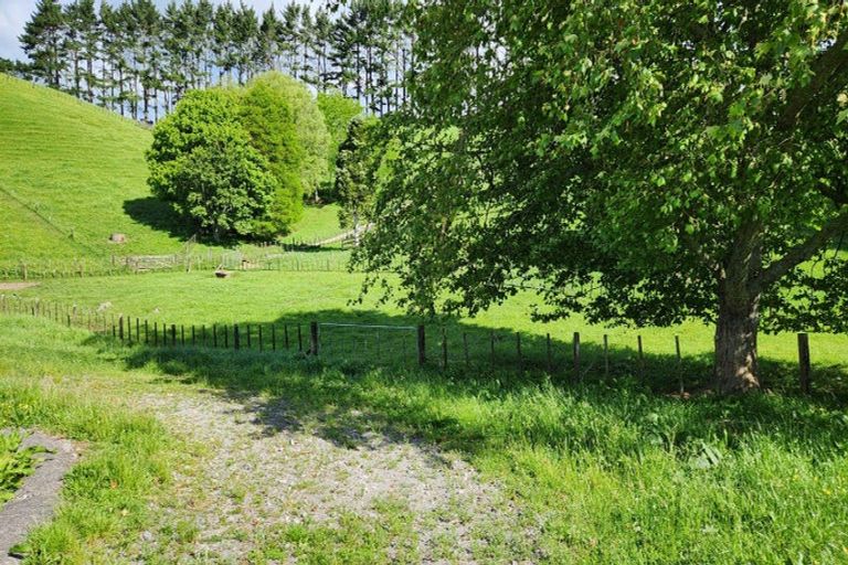 Photo of property in 133 Kaimata Road, Kaimata, Inglewood, 4390