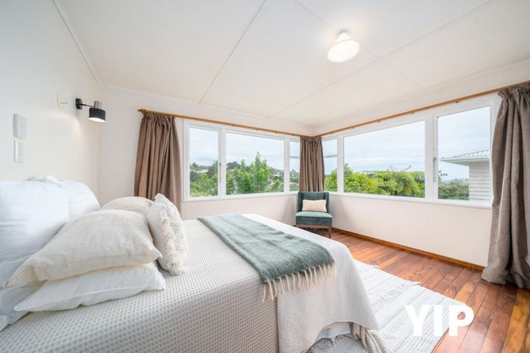 Photo of property in 139 Ruskin Road, Newlands, Wellington, 6037
