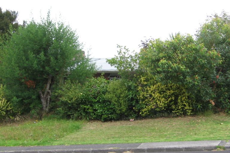 Photo of property in 1/4 Stanley Road, Glenfield, Auckland, 0629