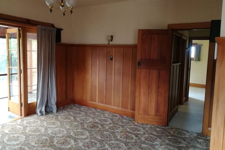 Photo of property in 1/10 Gamblins Road, Saint Martins, Christchurch, 8022