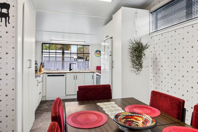 Photo of property in 23 Portia Street, Stratford, 4332