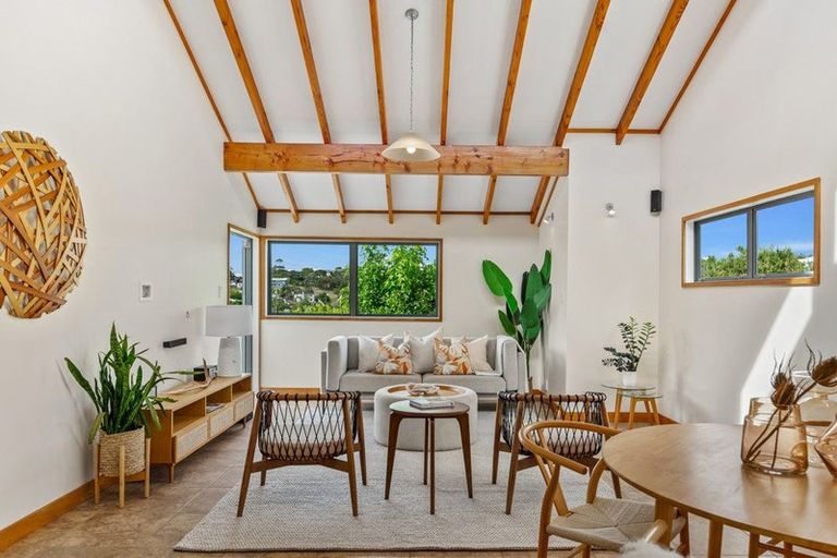 Photo of property in 1/24 Jellicoe Road, Murrays Bay, Auckland, 0630