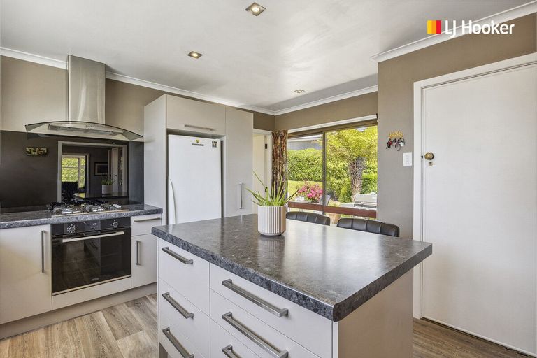 Photo of property in 387 Taieri Road, Halfway Bush, Dunedin, 9010