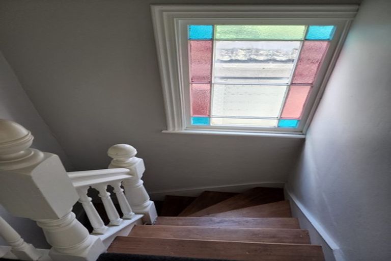 Photo of property in 129 Tasman Street, Mount Cook, Wellington, 6021