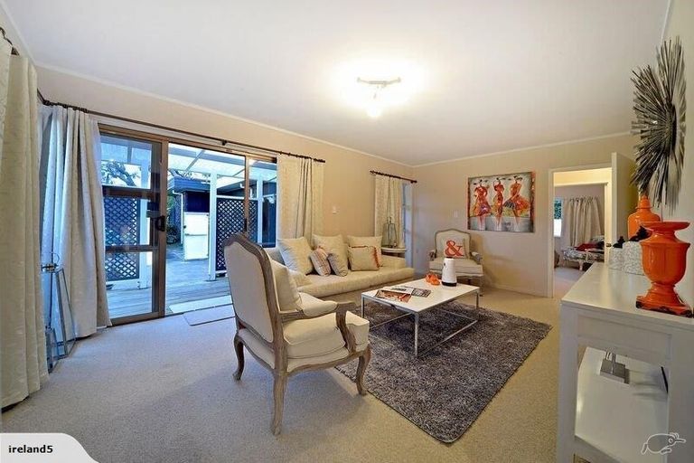 Photo of property in 2/12 Priestley Drive, Bucklands Beach, Auckland, 2014