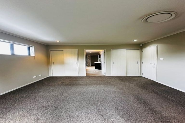 Photo of property in 100a Cyril French Drive, Flat Bush, Auckland, 2016